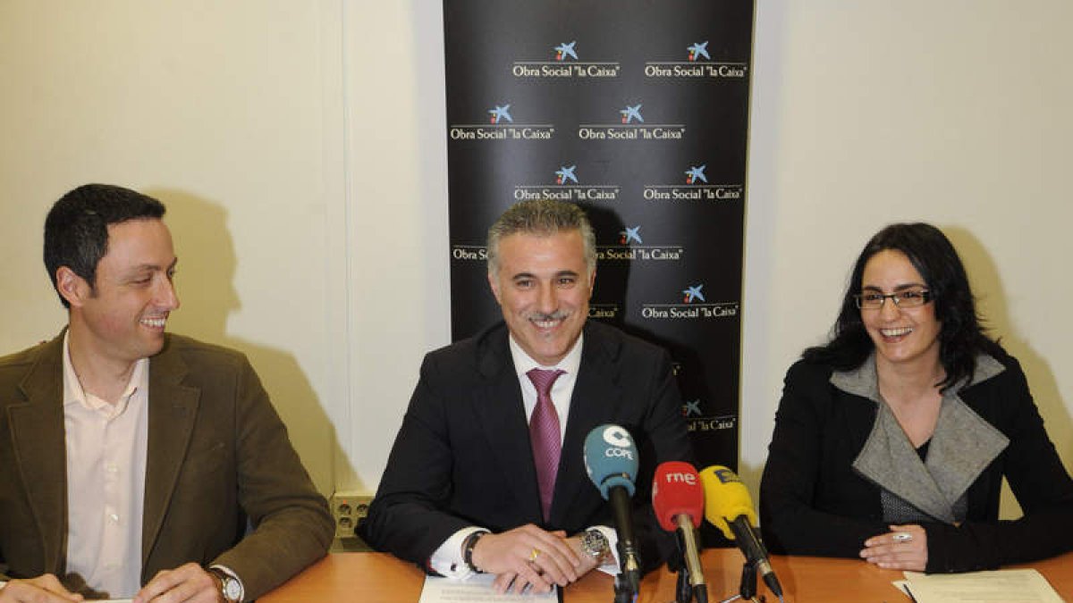 Los responsables de La Caixa, en la presentación.