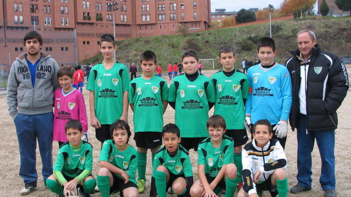 Formación del equipo del Atlético Bierzo que milita en la 2.ª División Provincial Alevín.