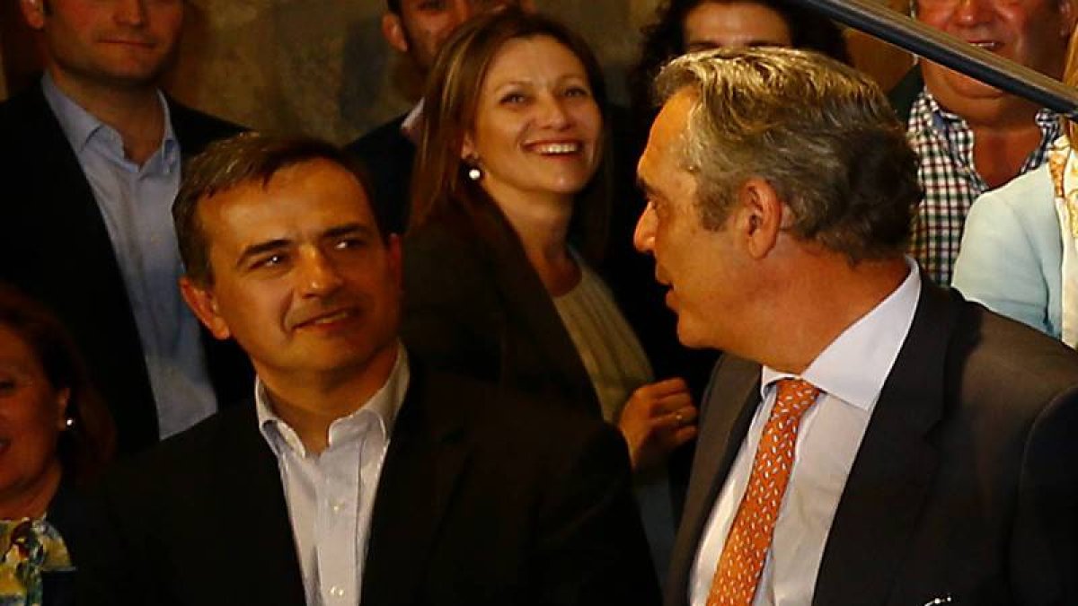 Marco Rodríguez con Agustín Rajoy el día de la presentación de la candidatura de Silván