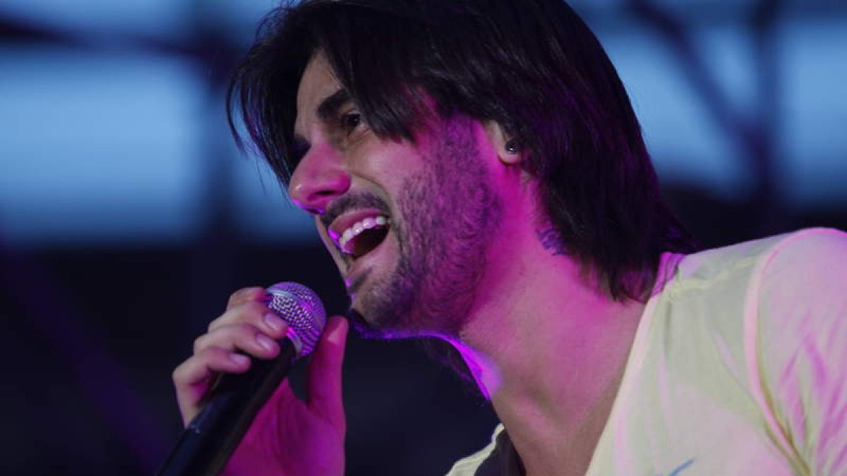 El cantante asturiano Melendi, en su último concierto en León.