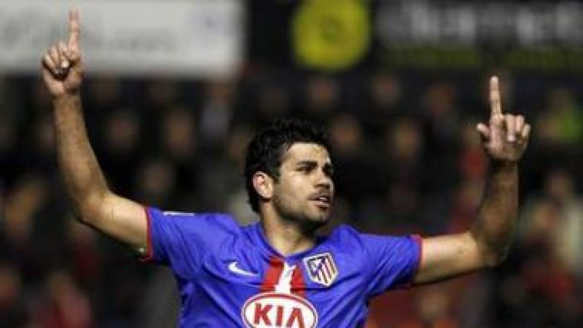 Diego Costa celebra su gol durante el partido disputado contra el Osasuna.