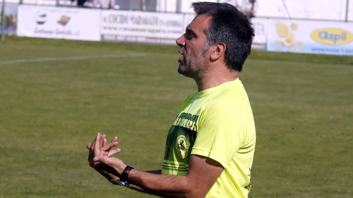 Miguel Ángel Miñambres se muestra seguro de conseguir superar la eliminatoria. MARCIANO PÉREZ