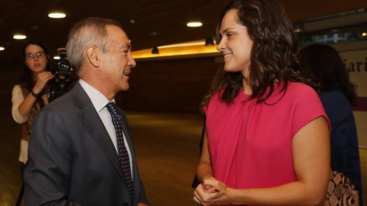 Serafín de Abajo y Adriana Ulibarri. RAMIRO