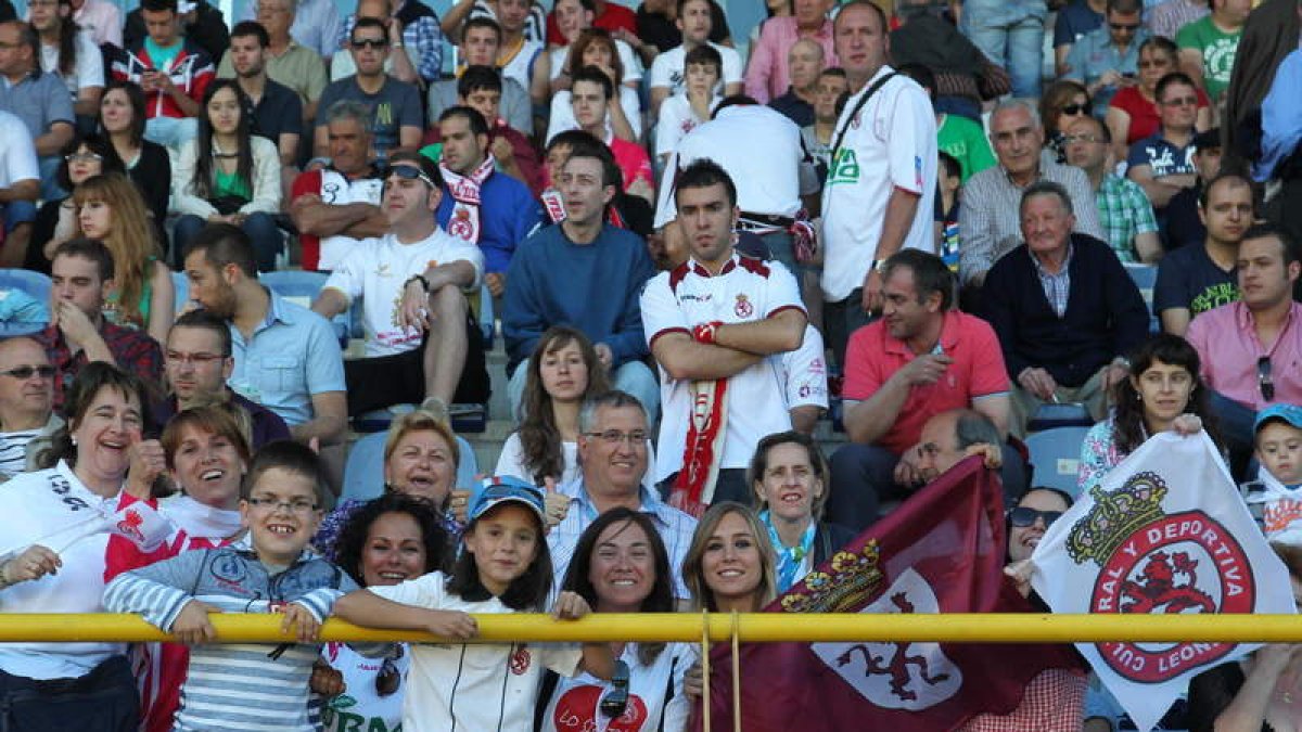 La afición de la Cultural está dispuesta a convertir San Gregorio en un segundo Reino de León.
