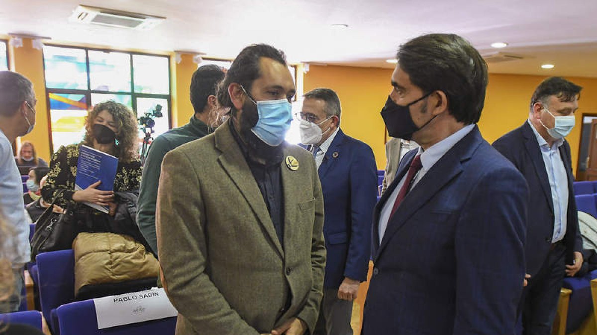 Suárez-Quiñones, ayer en el congreso de Hábitat Eficiente. EFE