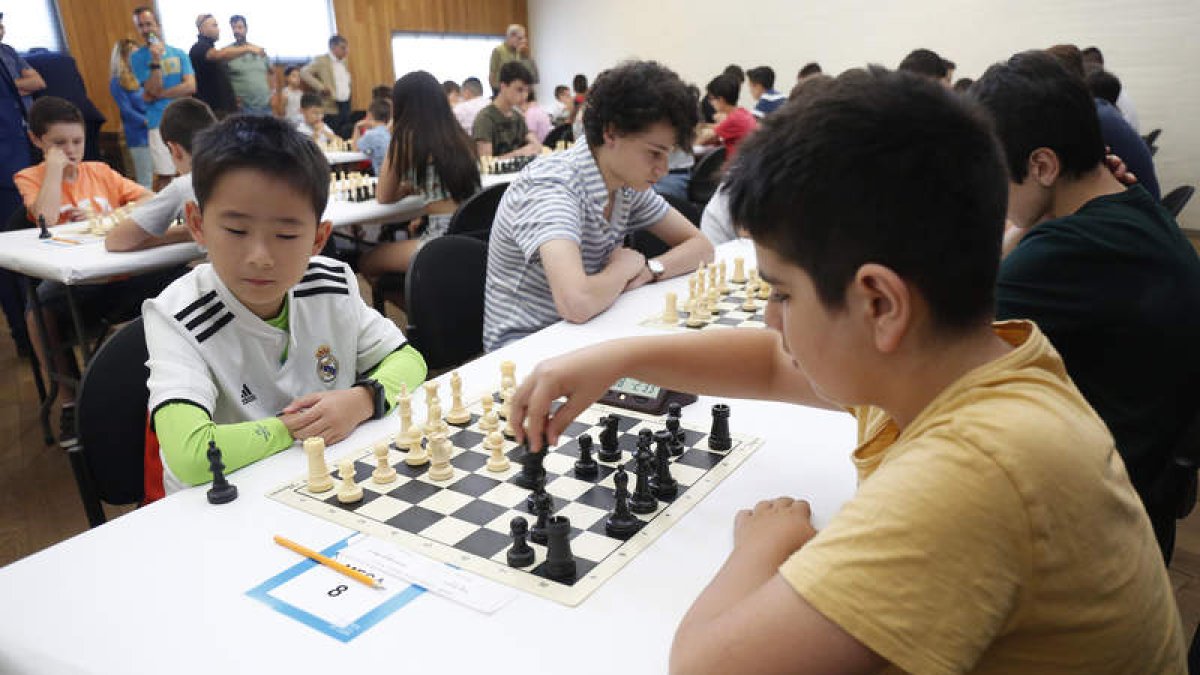 La imagen recoge a uno de los jugadores de Shangai que participa en el torneo de talentos. FERNANDO OTERO