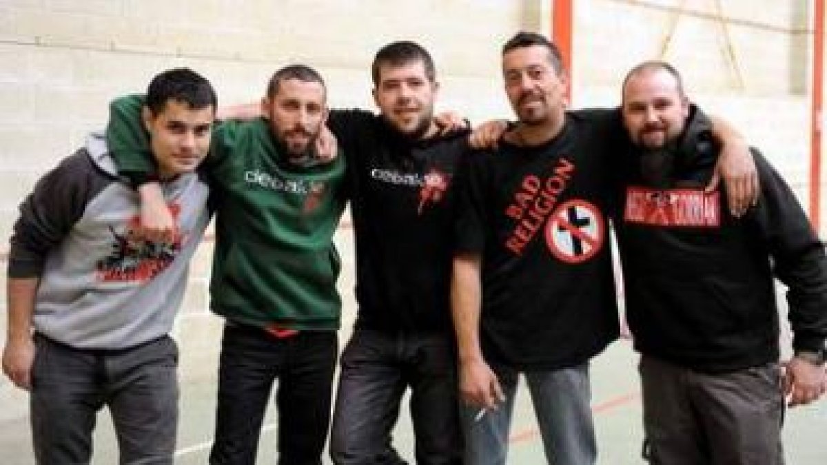 Los componentes de Debakle, banda vallisoletana que hoy actúa en Zotes con Segismundo Toxicómano, Ak