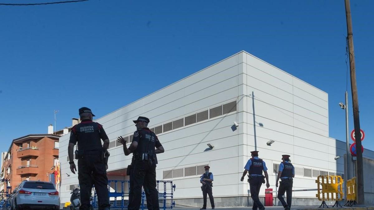 Comisaría de los Mossos dEsquadra en Cornellà.