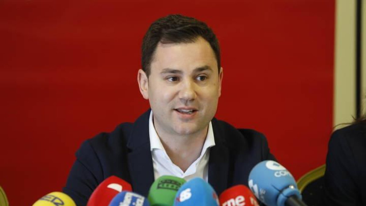 Javier Alfonso Cendón, número uno de la lista del PSOE en León
