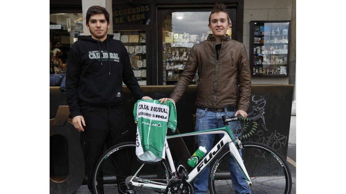 Miguel Ángel y Pablo afrontan un fin de semana intenso. RAMIRO