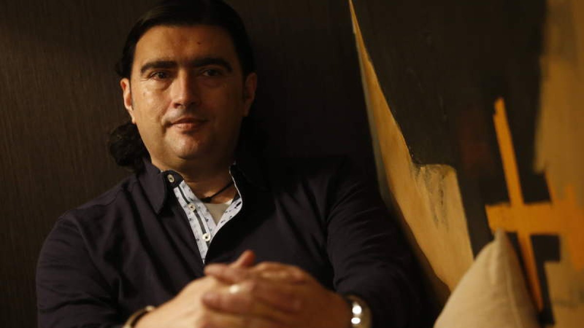 El escritor leonés Antonio Manilla. RAMIRO