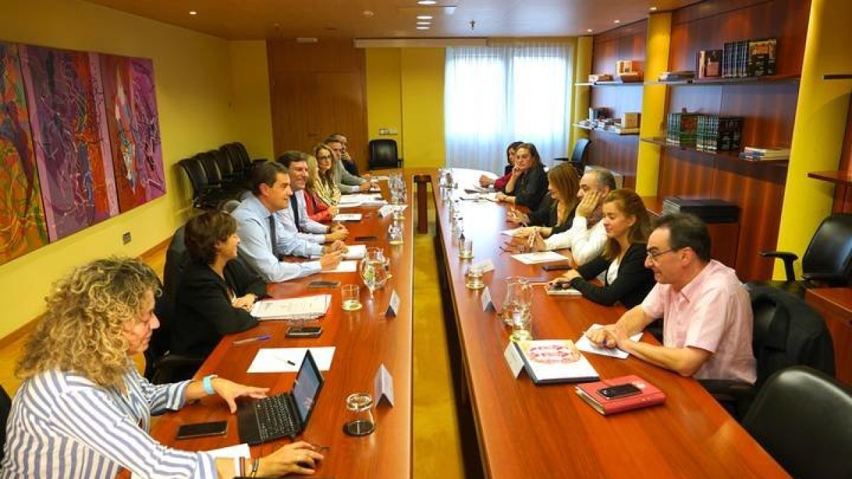 La mejora de la sintonía entre la Junta y los sindicatos se ha roto. ICAL