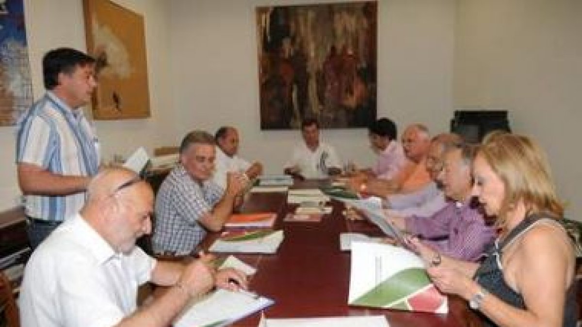 Reunión de los miembros del consorcio de Gersul para aprobar la tasa de basura.
