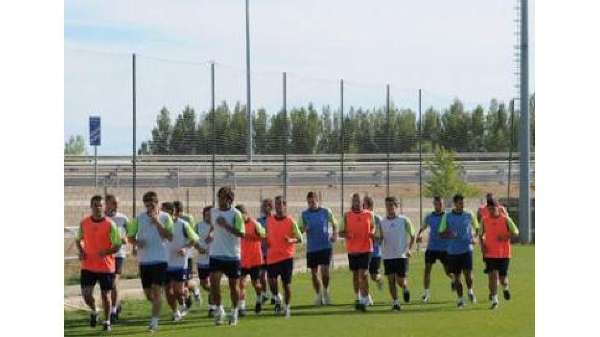 Los integrantes de la Cultural se ejercitaron en la mañana de ayer tras dos días de descanso.