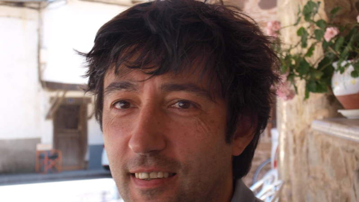 El editor, escritor y viajero Alberto Álvarez Ruiz.