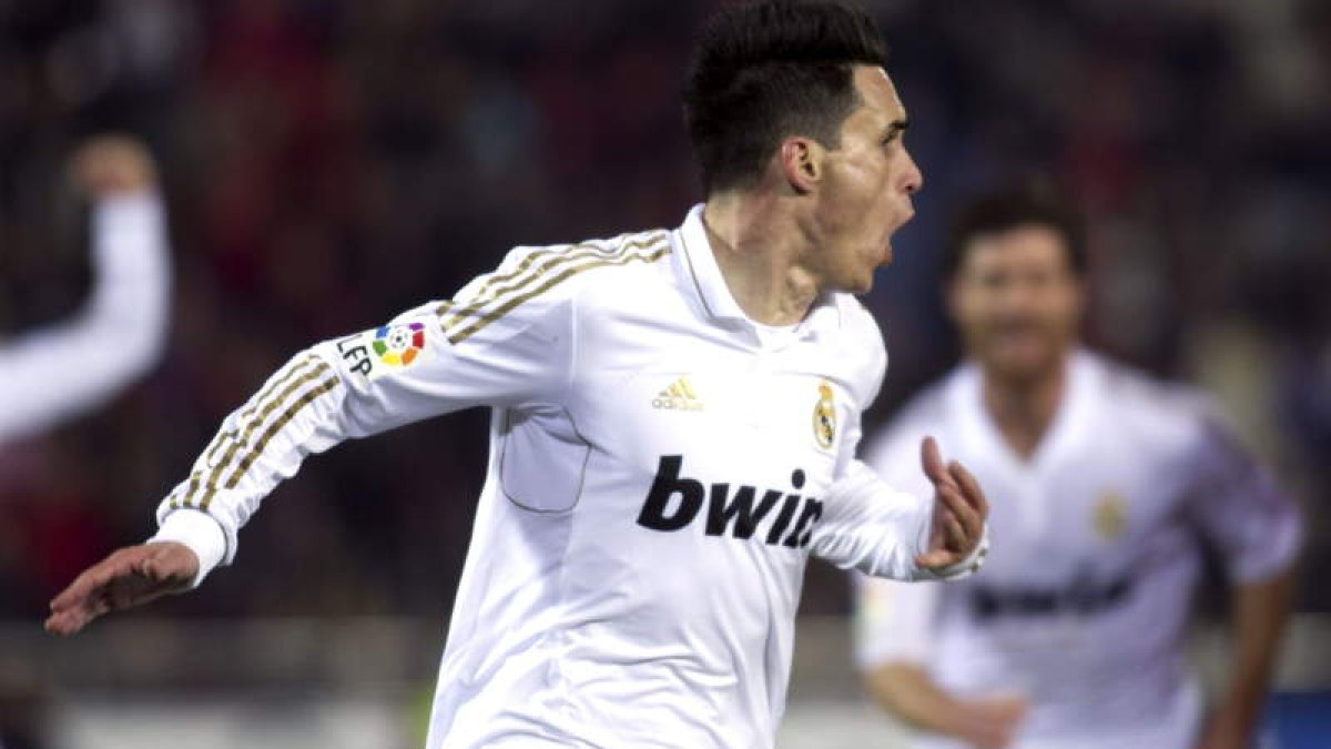 Callejón celebra su gol, segundo de su equipo, durante el partido ante el Mallorca.