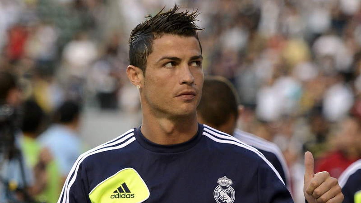 Ronaldo seguirá comprometido con el Real Madrid e intentará seguir consiguiendo títulos.