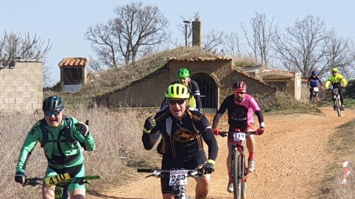 La Chozas-Entrelagunas se estrenó con éxito. SALVADORES BIKE