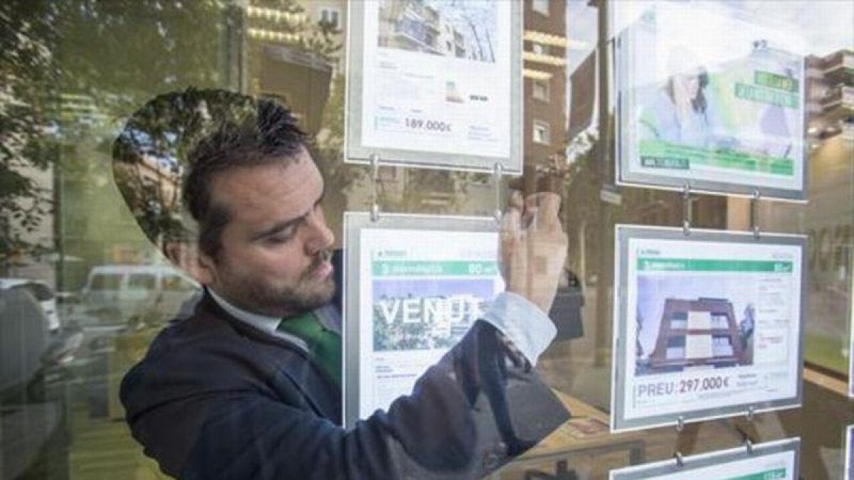 Oficinas de compraventa de viviendas en Barcelona.