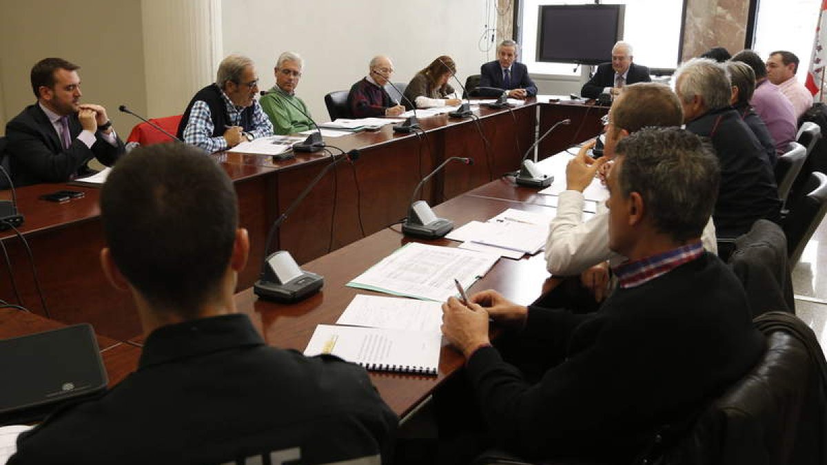 La reunión de coordinación se celebró ayer en la sede de la Junta.