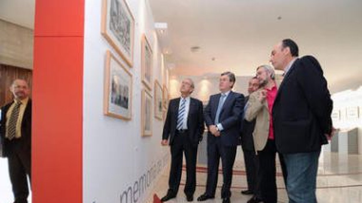 La exposición «Memoria del tiempo» recoge hasta 120 imágenes de Castilla y León.