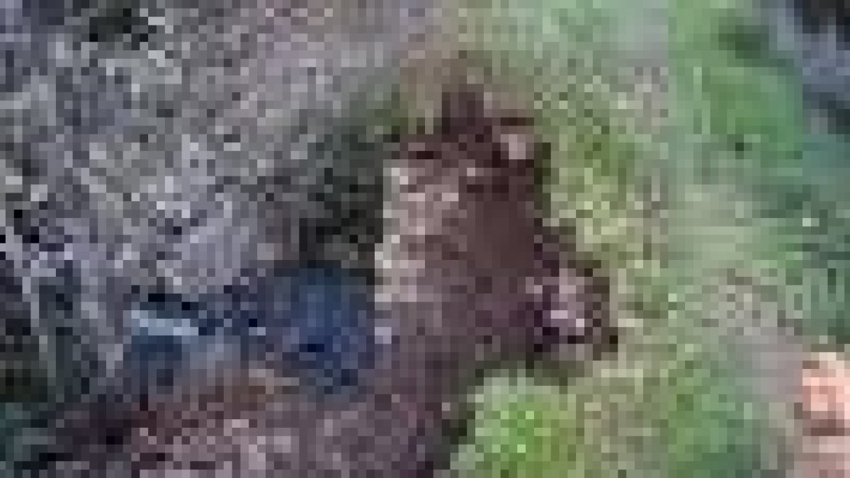 Las lluvias han provocado el desprendimiento de piedras y tierra