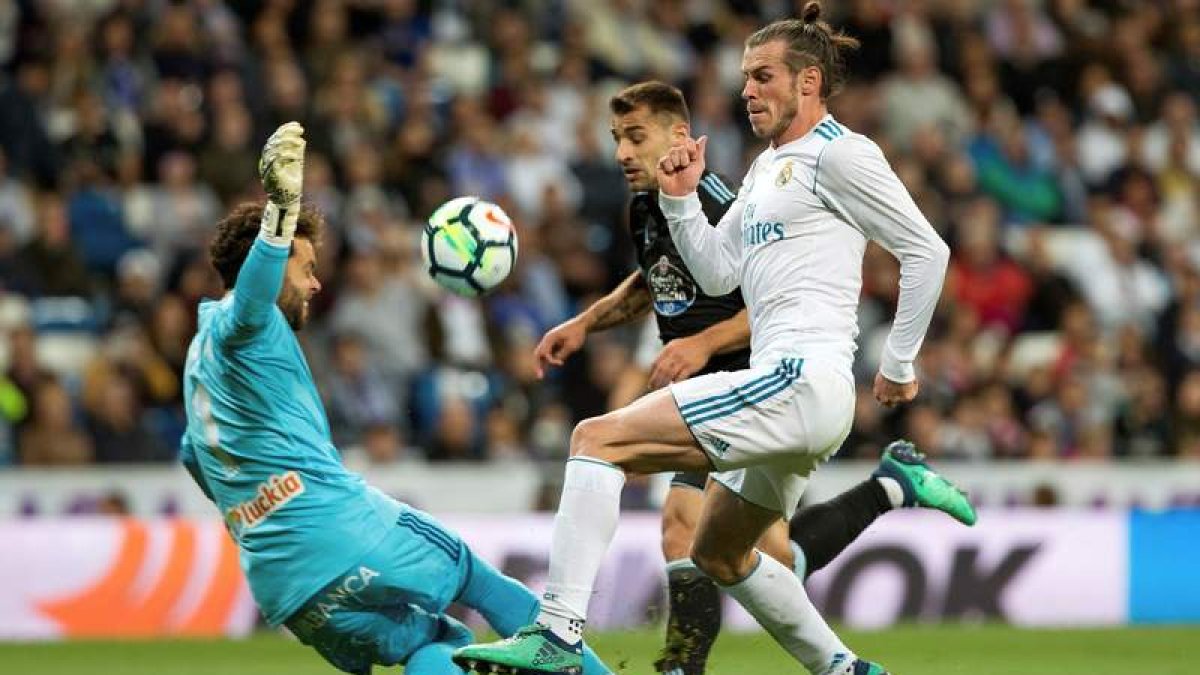 Gareth Bale abrió la cuenta realizadora del Real Madrid frente a un Celta que apenas inquietó. JIMÉNEZ