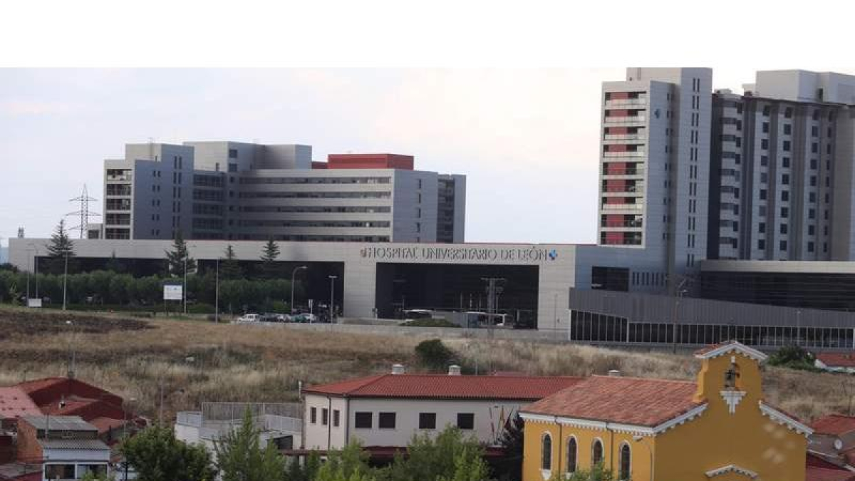 Panorámica del Complejo Asistencial Universitario de León.