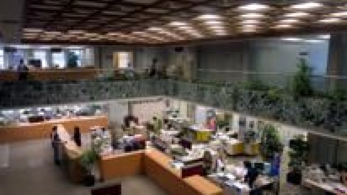 Imagen de los servicios económicos del Ayuntamiento de la capital en la sede de Ordoño II