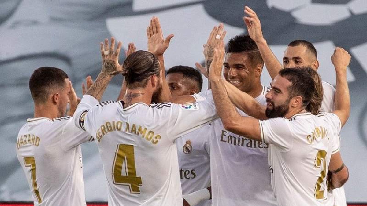 Los jugadores del Real Madrid celebran el título de Liga. RODRIGO