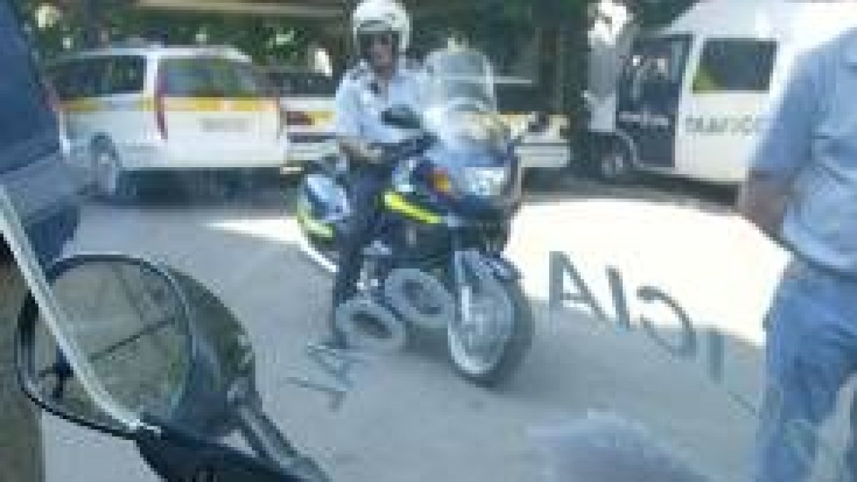 Los controles para el uso del casco se establecen hasta mañana