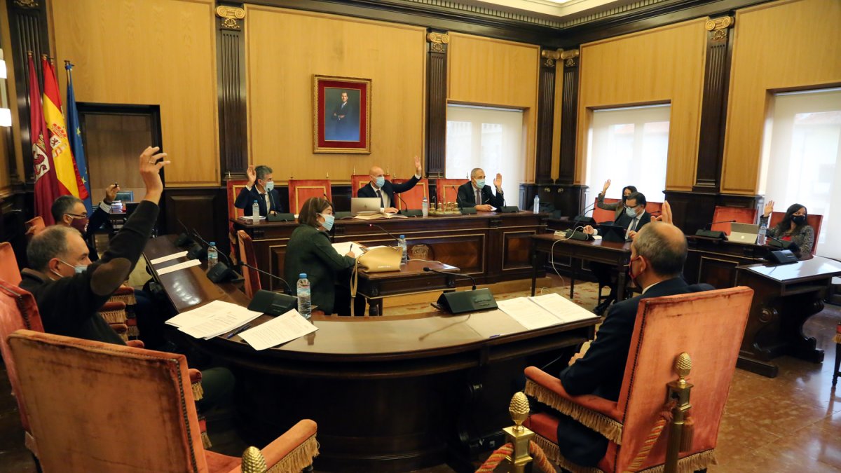 Imagen del pleno que ha tenido lugar esta mañana. DL