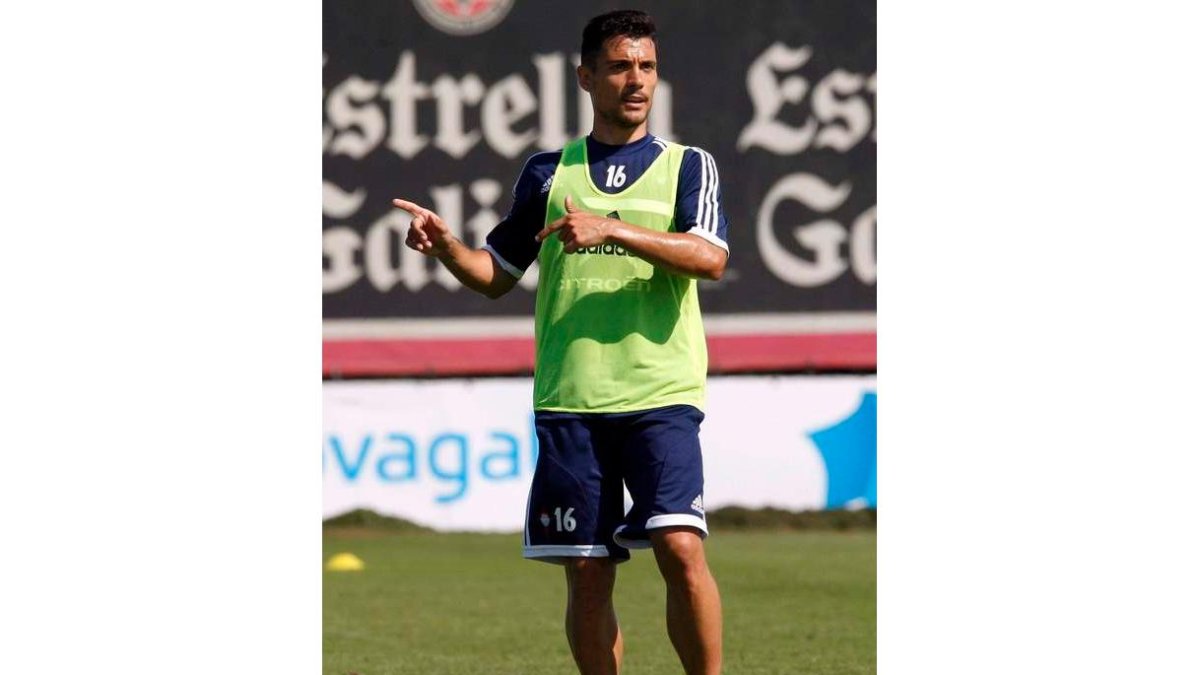 Bellvís, entrenando con el Real Club Celta, y Moreno, en su etapa unionista.