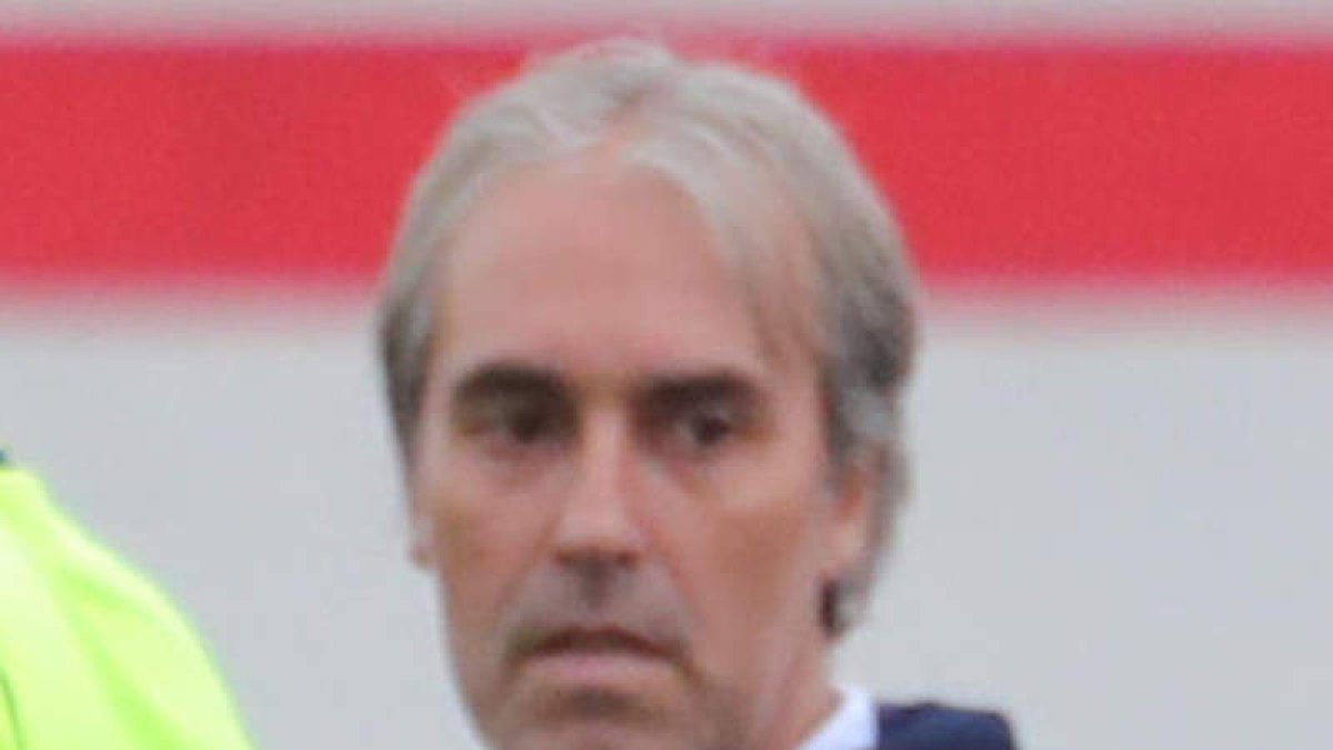 Carlos Tornadijo. L. DE LA MATA