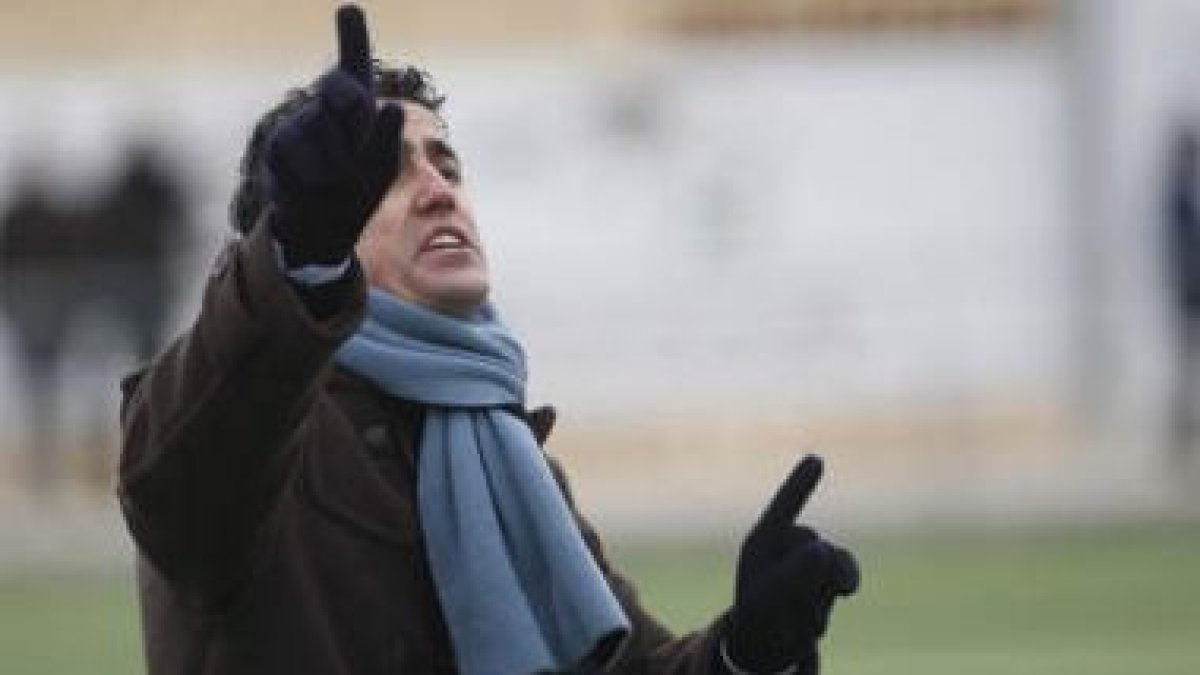 El futuro de Antolín Gonzalo se acerca al Antequera.