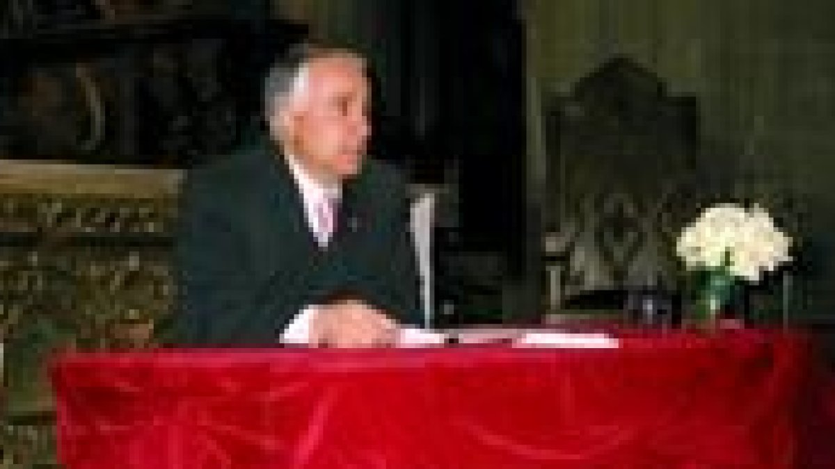 El pregonero de la Semana Santa, Luis M. Angulo
