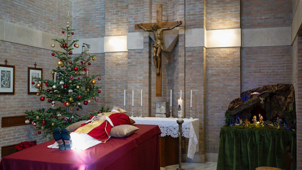 capilla ardiente del papa emérito Benedicto XVI en el Vaticano. EFE/ Vatican Media
