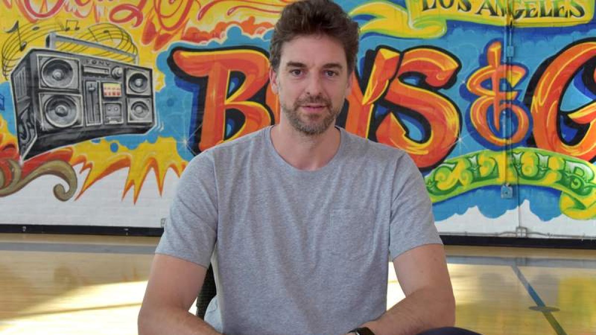 Los Lakers retirarán el ‘16’ de Pau Gasol en pocos días. IVÁN MEJÍA