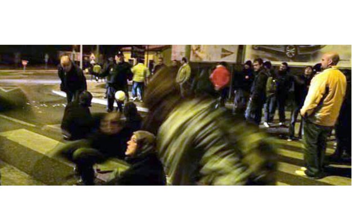 Incidentes con piquetes anoche en León.