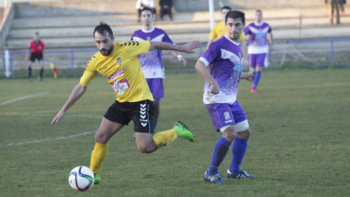 El equipo bañezano no pudo pasar del empate frente al colista del grupo.