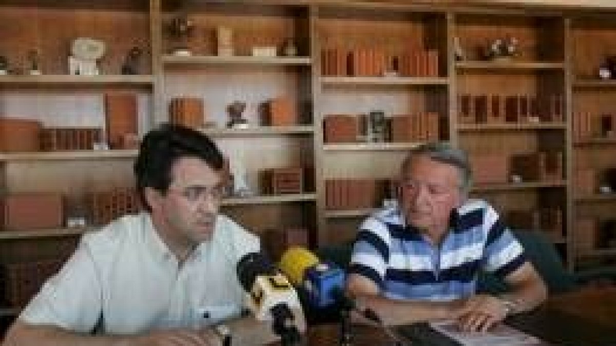 Juan Martínez Majo, alcalde de Valencia, con Alfredo Martínez Cuervo, consejero delegado de Ceranor