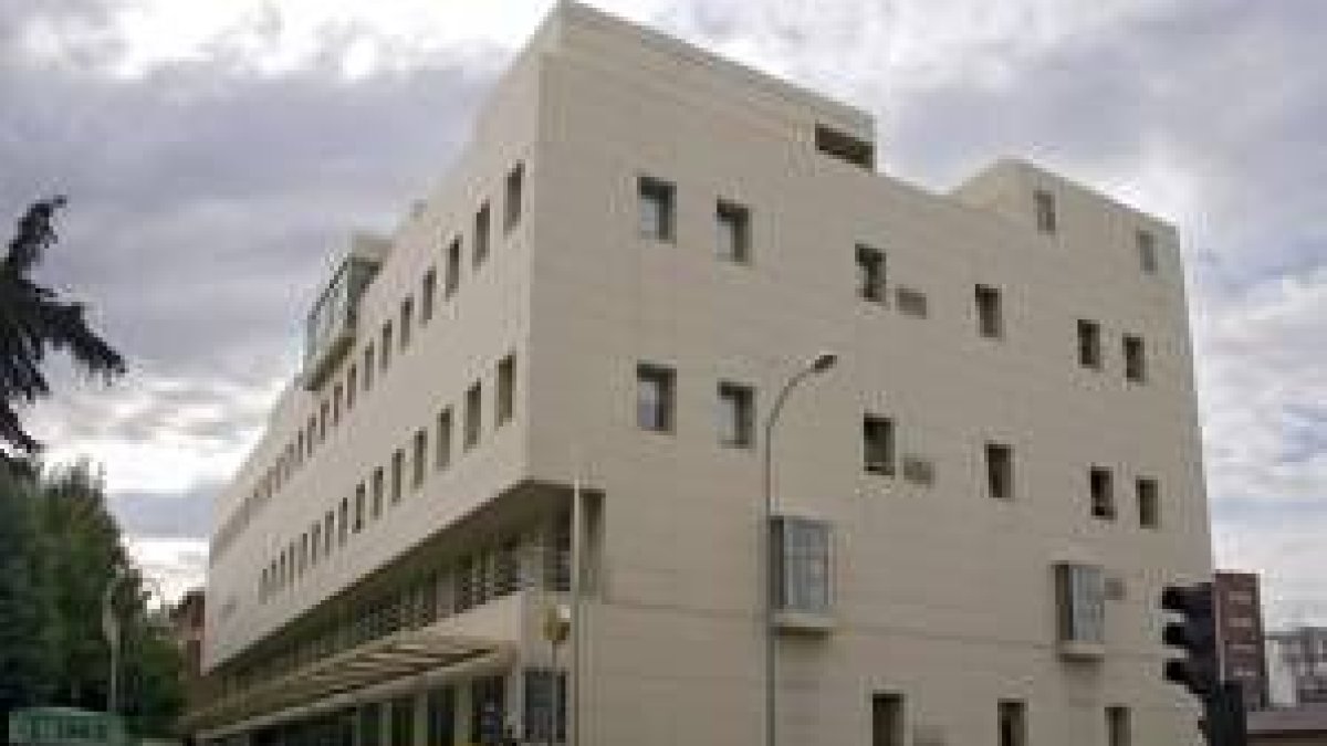 En 1988 Alejandro de la Sota advirtió de la necesidad de cuidar las construcciones contemporáneas