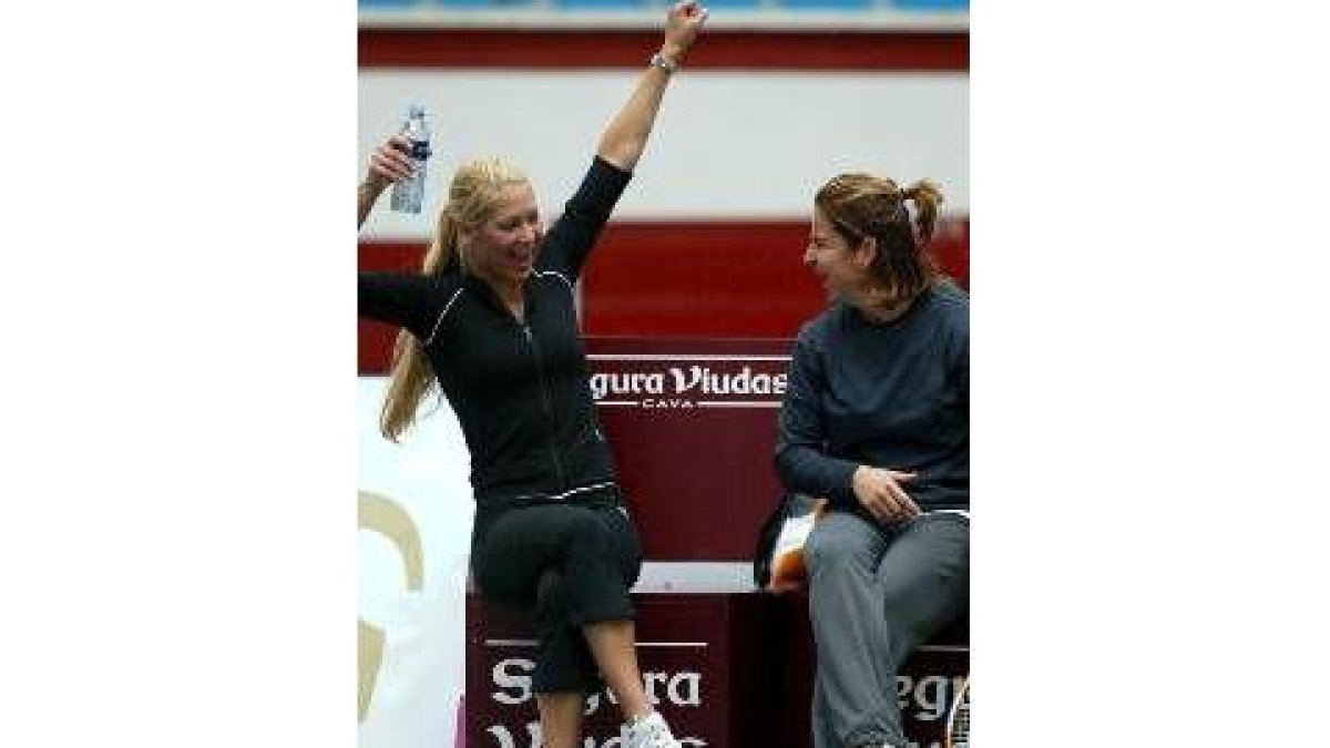 ...y al final, las risas con Arantxa, antes de irse al amuerzo.