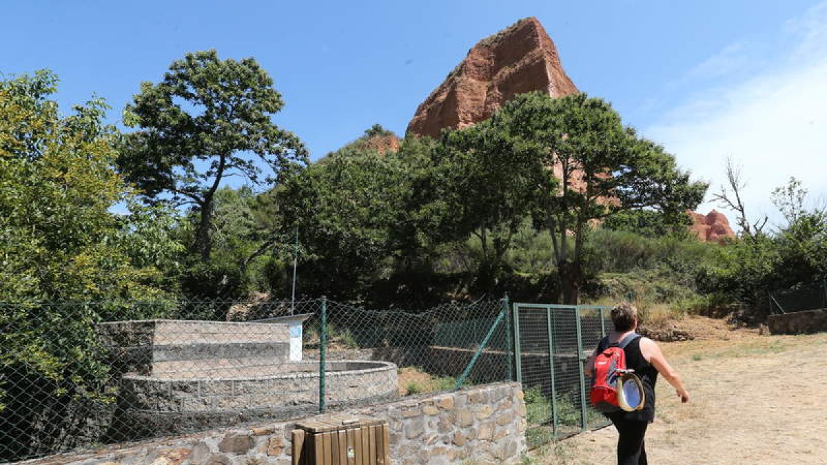 Los pueblos del entorno de Las Médulas han sufrido cortes de suministro de agua este verano