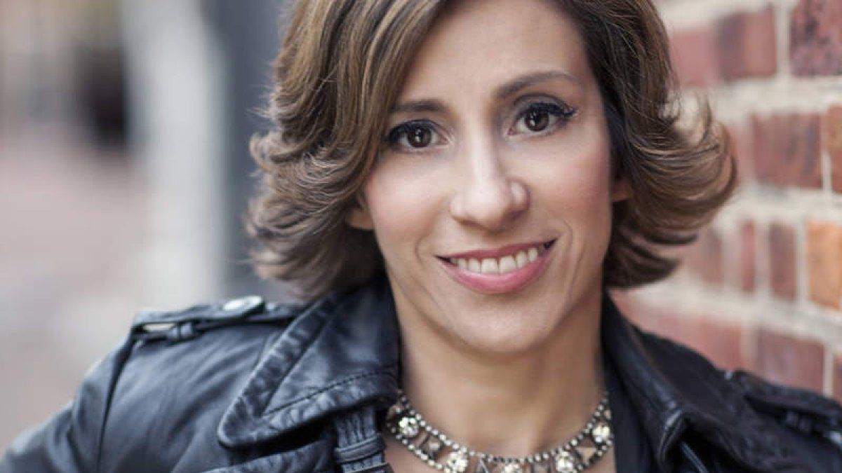 La autora del cómic ‘Raven’, Kami García
