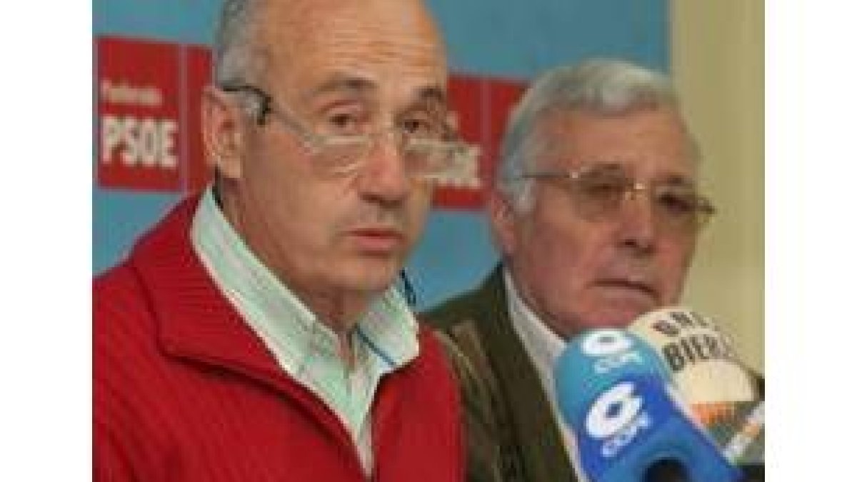 Dos de los tres miembros de la gestora de Rosa Mansilla que dimitieron el 26 de mayo