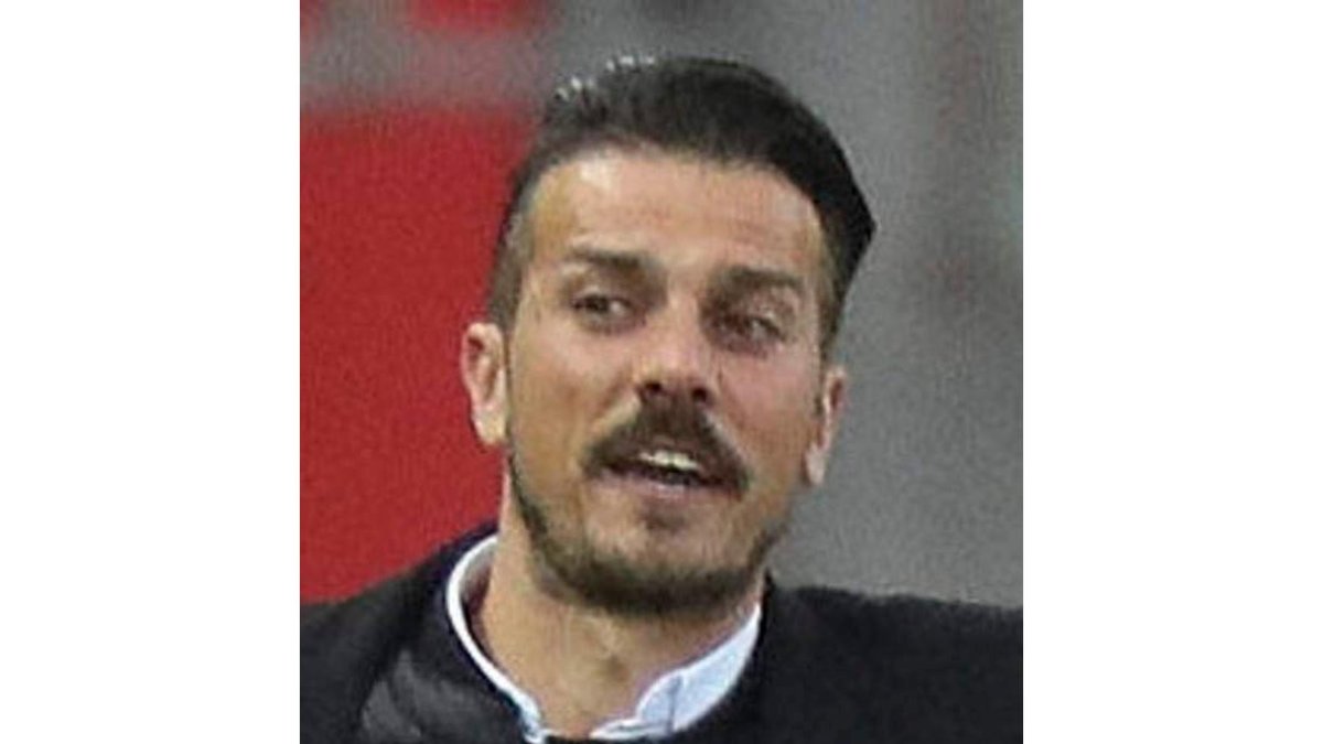 Rubén de la Barrera no acertó prácticamente en ninguna de sus decisiones a lo largo del partido frente al equipo soriano. LUIS ÁNGEL TEJEDOR