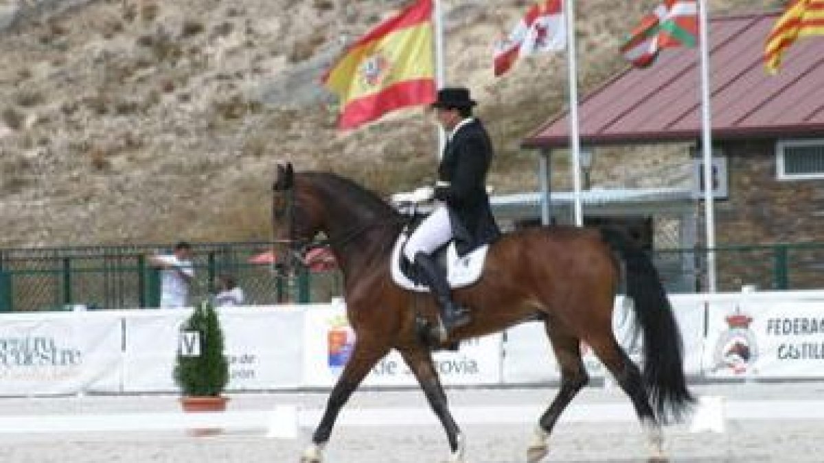 Álvaro Álvarez y Figo, durante la competición.