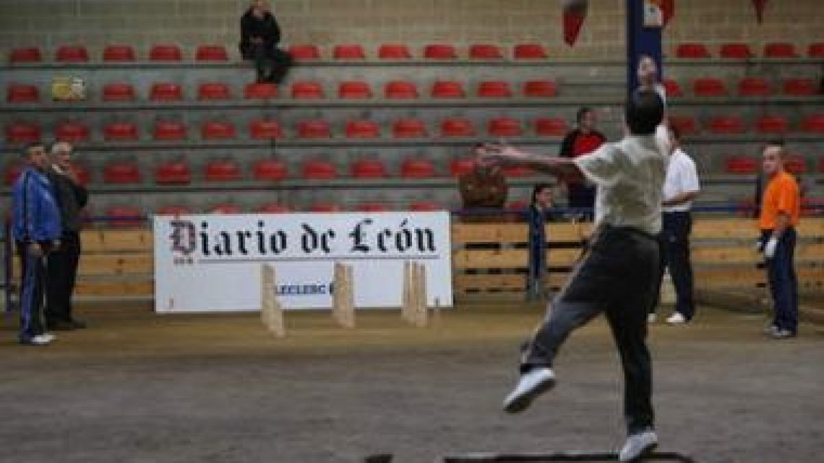 Los mejores clubes se citaron para disputar el Trofeo Diario de León.