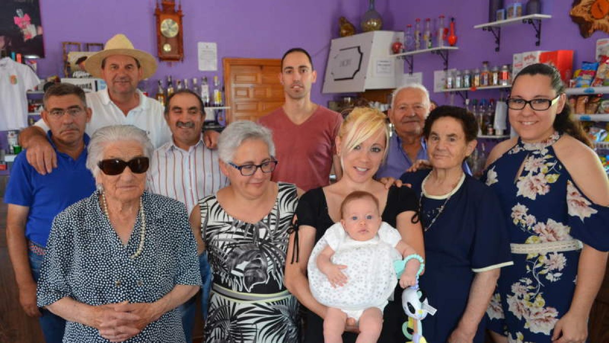 Nora Nuevo Chamorro nació en La Mata en mayo de 2019, después de 21 años sin nacimientos.